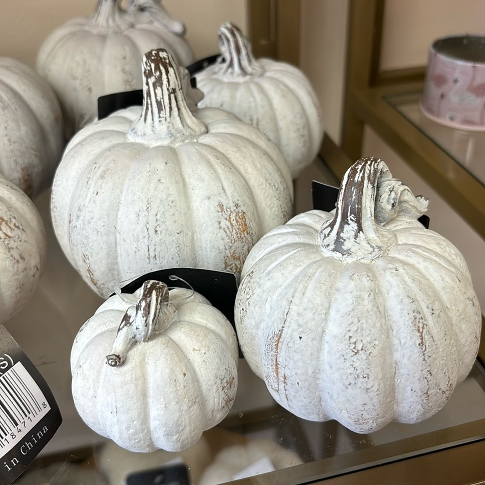 White resin pumpkin trio